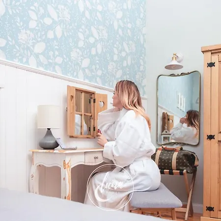 Flh - Luna Homes Sybin